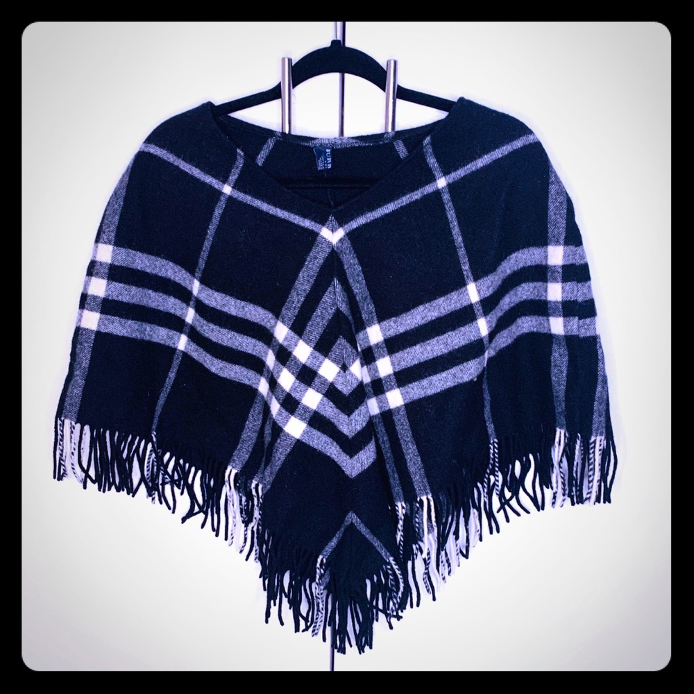 Burberry Tartan Wool Cape